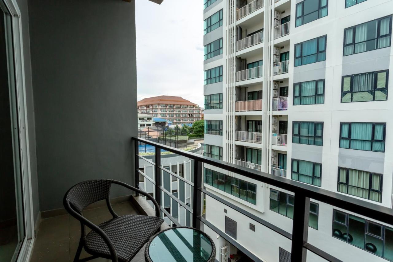 Honey Boutique Hotel Pattaya Exterior foto